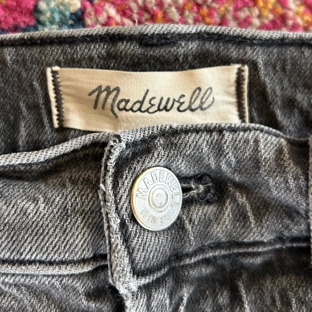 Madewell | Women’s Grey Stonewashed The Perfect Vintage Straight Leg Jeans Sz 26